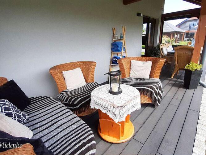 Holiday Home With A Terrace, Sauna, Jacuzzi Mielenko Eksteriør billede